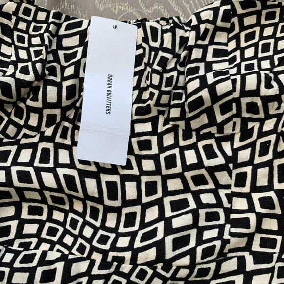 Urban Outfitters Tie-Shoulder geo print mini dress - Picture 7 of 16